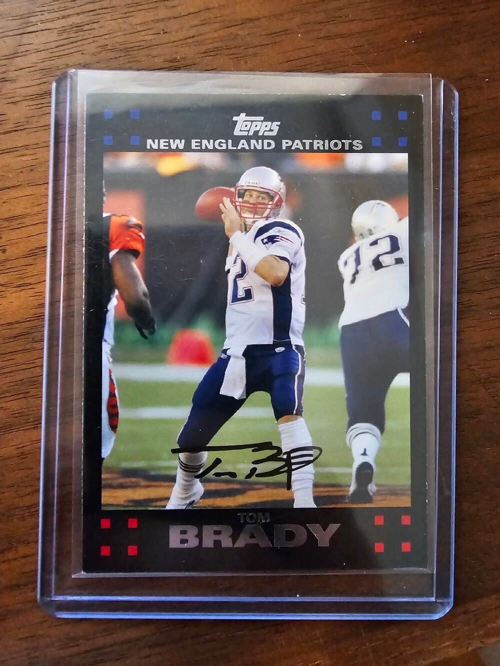 Tom Brady 2007 Topps #28 - New England Patriots - HOF - NFL